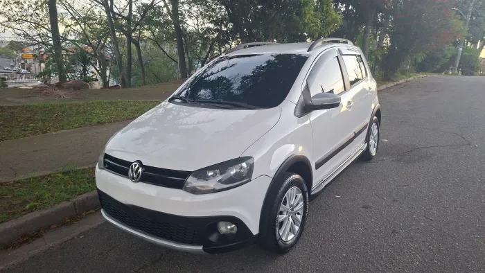 Volkswagen Crossfox I Motion 1.6 MI T. Flex 8V 5P 2014