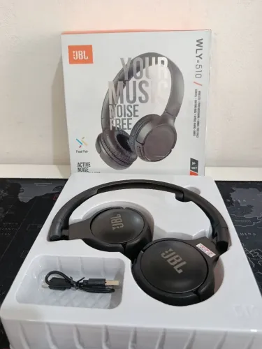Fone JBL via bluetooth com entrada P2 auxiliar/ OFERTA IMPERDÍVEL