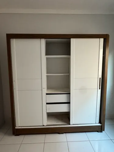 Guarda roupa