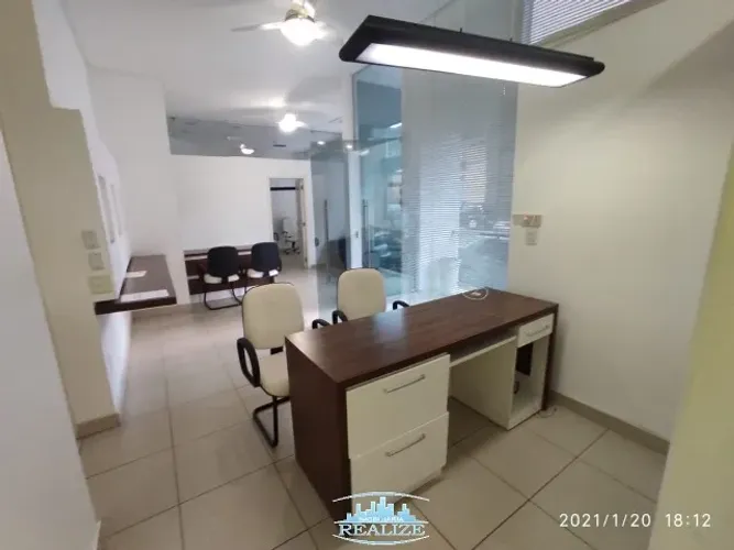 Código 3688 -  Vende sala comercial, bairro Imbaúbas, 62m², 02 banheiros.