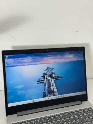 Notebook lenovo - i5 de 10° geração- 8GB RAM - SSD 256