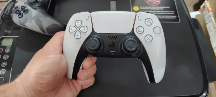 Controle PS5 semi-novo