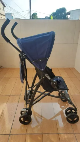 Carrinho de Bebê Burigotto Oi Azul Novo - Leve e Compacto
