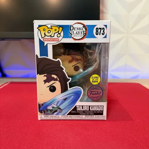 Boneco Funko POP! Tanjiro Kamado (Demon Slayer) Special Edition Glows in The Dark #873