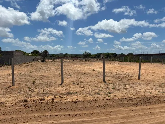 OPORTUNIDADE: TROCO EM CARRO OU VENDO Terreno 1.500m². - 6x mais barato que o m² da região