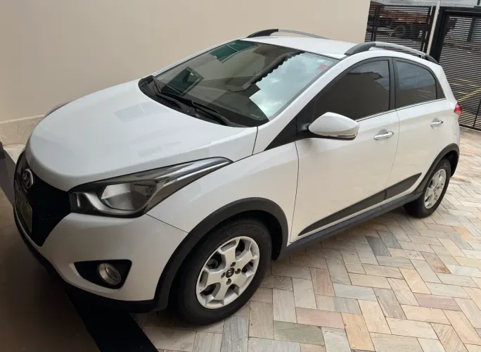 Hyundai HB20X Premium 1.6 Flex 16V Aut. 2015