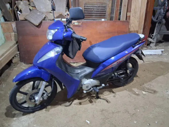 Biz 125  com partida elétrica, pronta pra transferir 