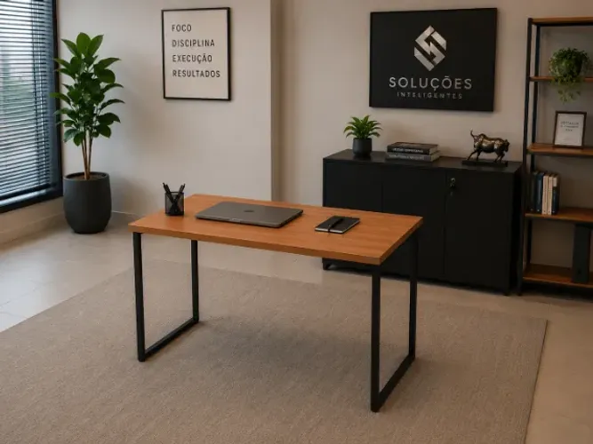Mesa de 1,36 x 0,60m a pronta entrega 