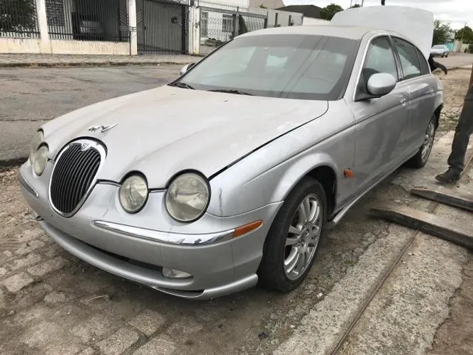 Sucata Jaguar S-Type V8, para retirada de peças