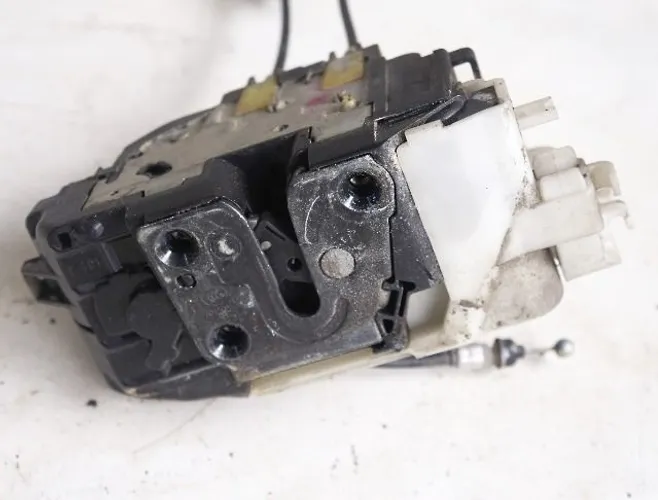 Fechadura eletrica da porta hyundai i30 2008 a 2014