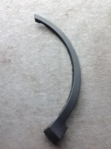 Aplique Paralama Dianteiro Esquerdo Rav4 2015