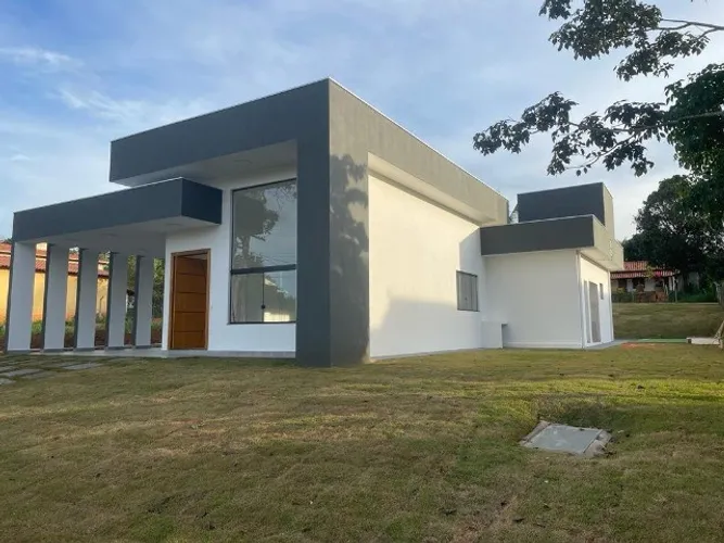 Casa em condomínio com portaria 24hs, entre São Jose do Almeida e Lagoa Santa.