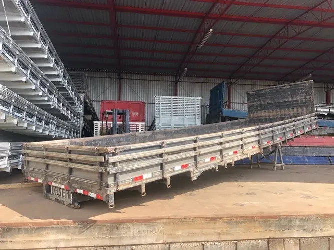 CARROCERIA MADEIRA 8,50