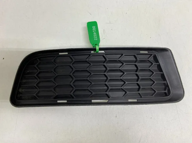 Moldura Farol Auxiliar Bmw 650i 2014/2015 Direito