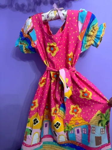 3 vestidinhos de excelente qualidade