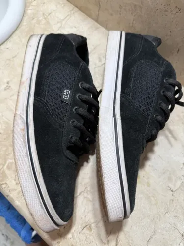 Vendo meu tênis hocks, novo, original, tam. 41, nota fiscal