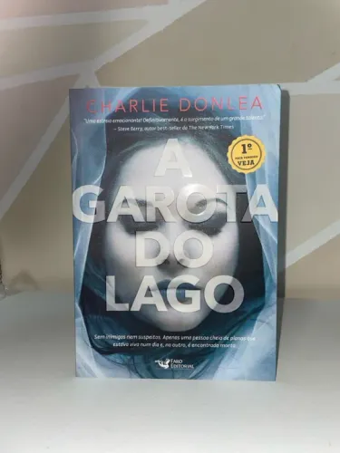Livro - A Garota do Lago