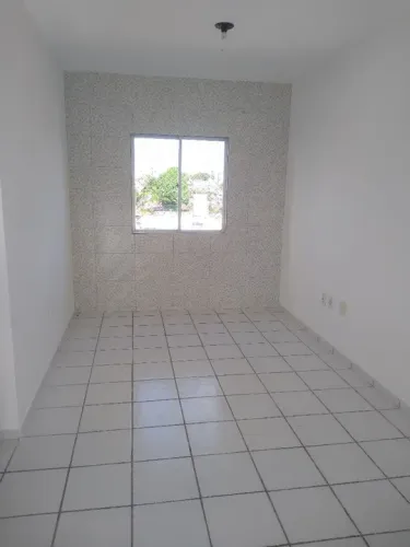 Alugo Apartamento com 02 quartos no Bairro dos Estados