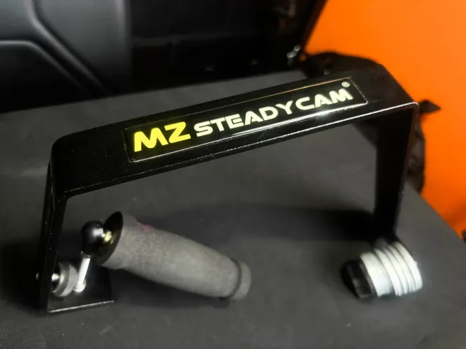 Estabilizador Profissional de Câmera MZ Steadycam - EXCELENTE ESTADO