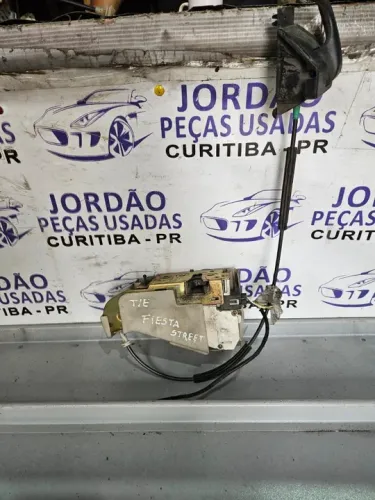 Fechadura Astra esquerda (duas portas)