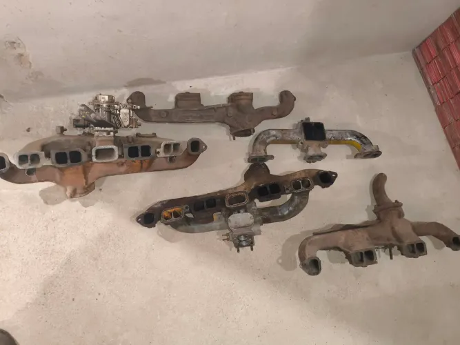 Coletores de admissão e escapamento Opala ou Caravan 6 cilindros. 