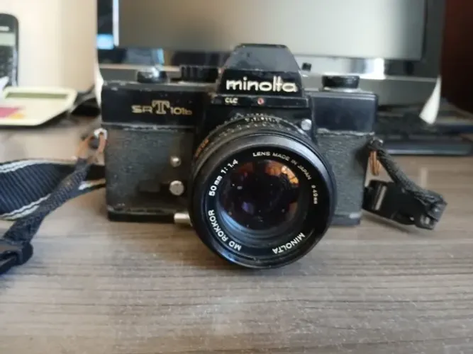 CAMERA FOTOGRAFICA ANALÓGICA MINOLT Srt 303b 