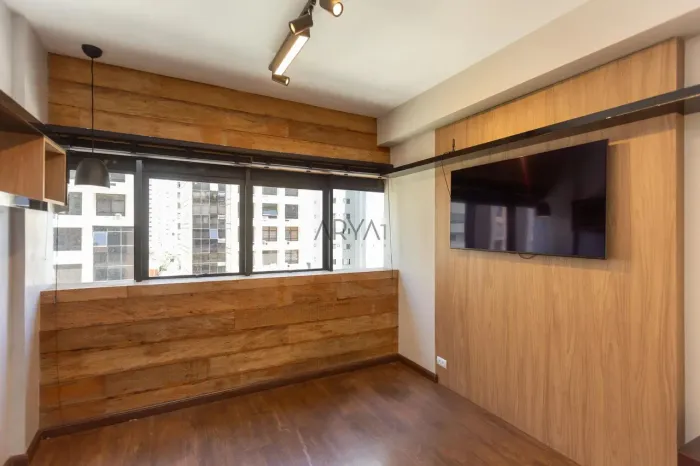 Sala comercial à venda no Batel ARYA1