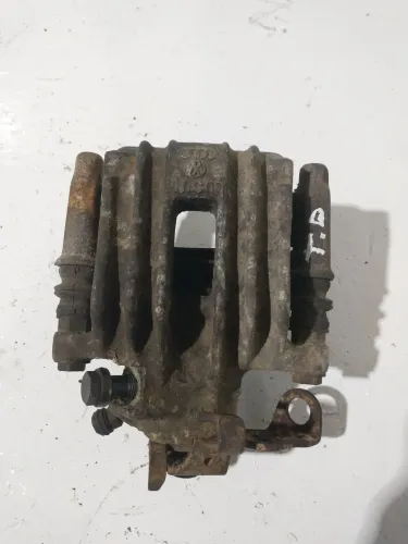 Pinça traseiro direito Audi A3 2005 