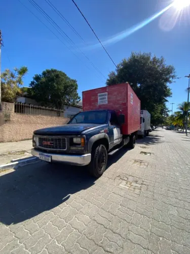 FRETES E MUDANÇAS - 