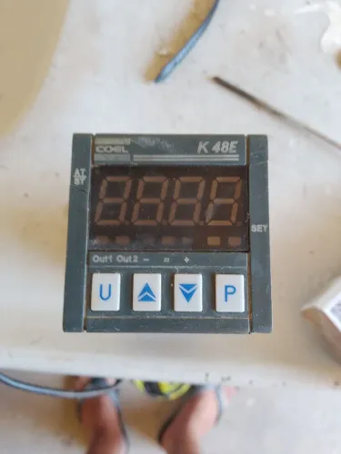 Controlado de temperatura COEL K48E