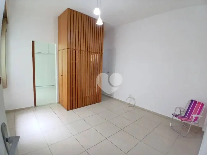 Apartamento Quarto e Sala Junto ao Metrô Largo do Machado à venda por R$ 450.000 - Laranje