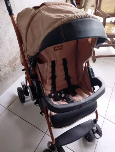 Carrinho de Passeio Burigotto 