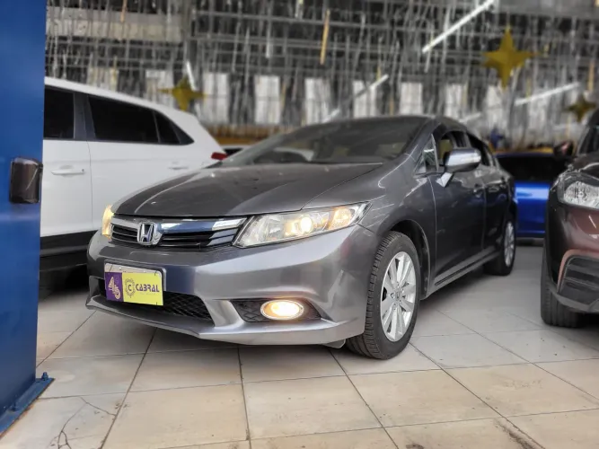 Honda Civic Sedan LXR 2.0 Flexone 16V Aut. 4P 2014
