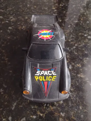 Carrinho police space