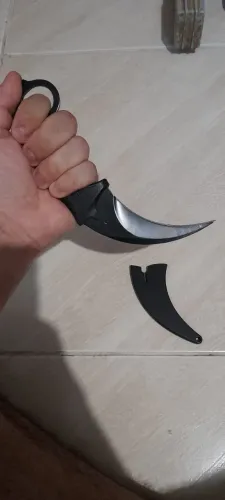 Faca Karambit