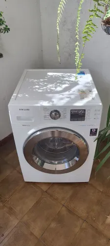 Maquina Lava e Seca Samsung WF106UH/220