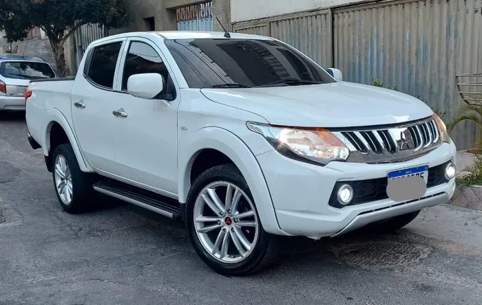 L200 Triton 4x4 Diesel /2023 Automática 