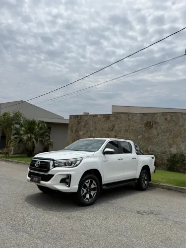 Toyota Hilux CD SRX 4X4 2.8 TDI 16V Diesel Aut. 2019