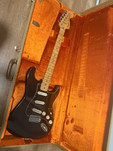 Fender Squier 1983 Japan SQ serial 