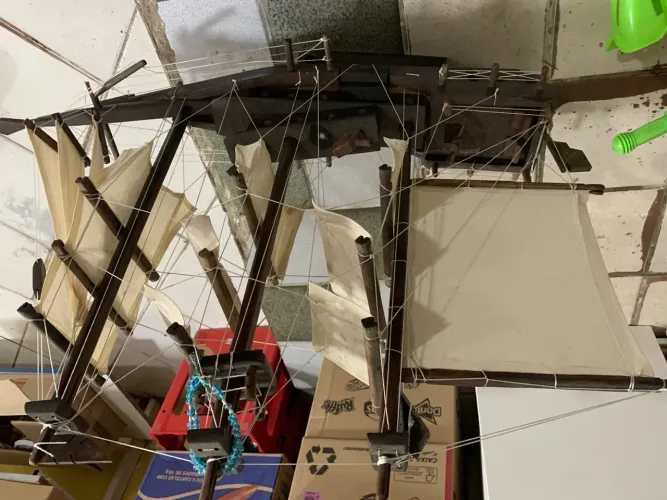 Navio Decorativo de Madeira