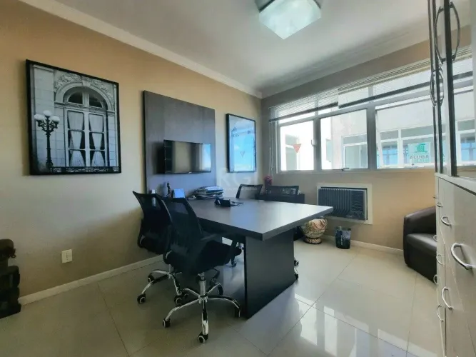 Sala Comercial Duplex com Vista para a Nova Ponte do Guaíba | 49m² | São João