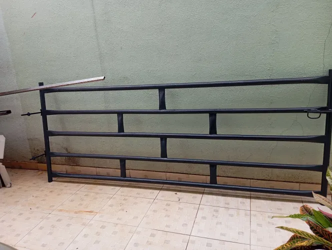 Porteira tubo 1.1/2 chapa 18 