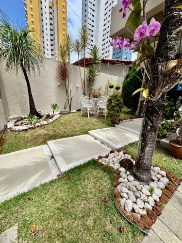 Casa alto padrão em Lagoa Nova - VENDA