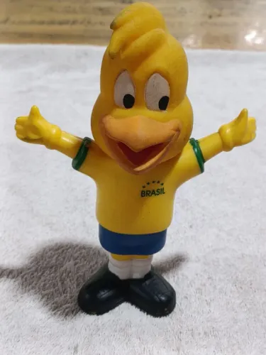 Boneco mascote canarinho Brasil 