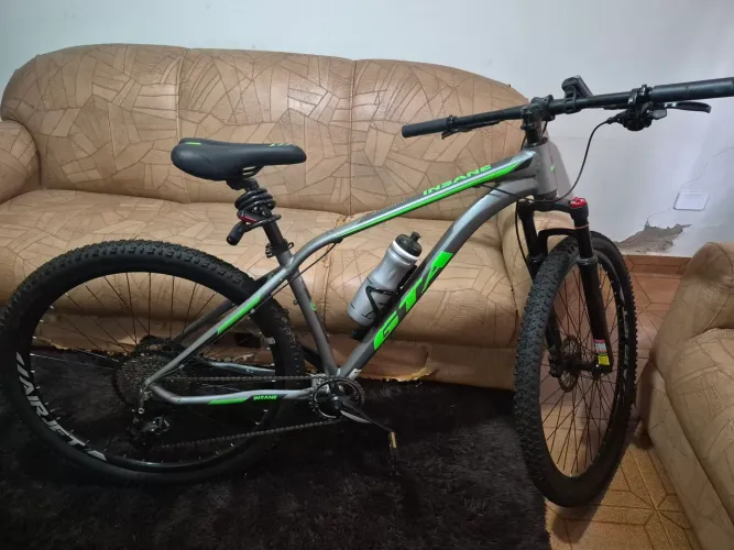 Bicicleta GTA seminova
