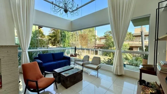 CASA EM CONDOMINIO 3 SUITES, 2 VAGAS RIO TAVARES R$ 5.320.000,00