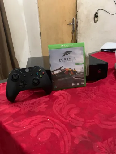 XBOX ONE 500GB USADO COM JOGO!!
