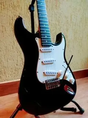 Guitarra estratocaster