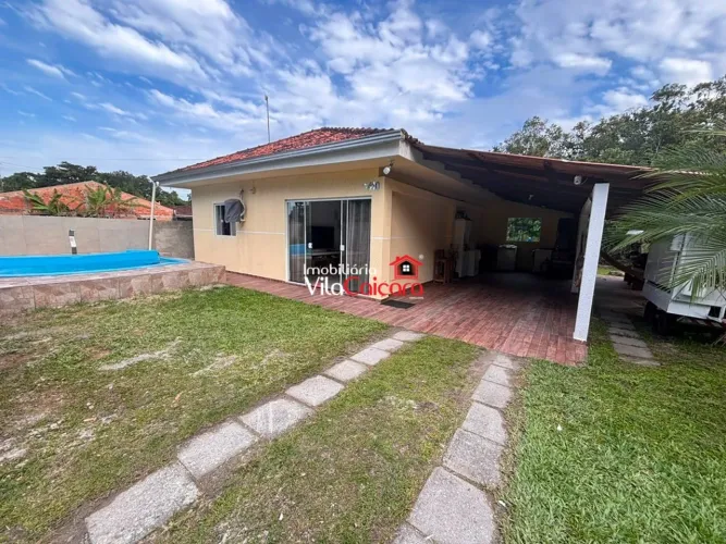 Casa com piscina em Pontal do Paraná