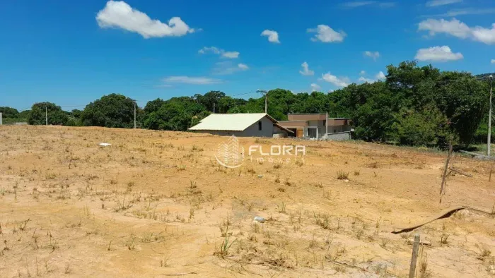 Terreno à venda, 240 m² por R$ 105.000,00 - Ubatiba - Maricá/RJ